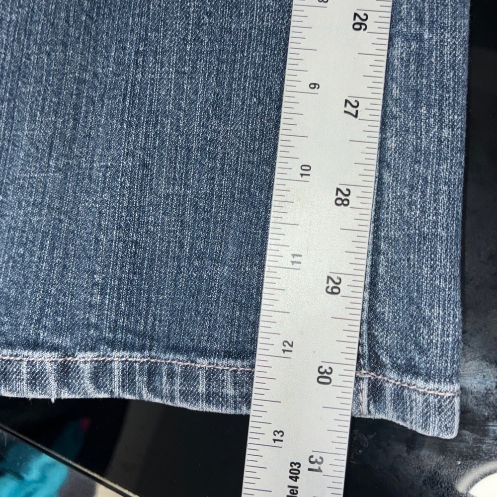 Chico's Platinum Quartz MR Blue Jeans Straight Leg Women Size 1 Reg (US 8) - Picture 7 of 9